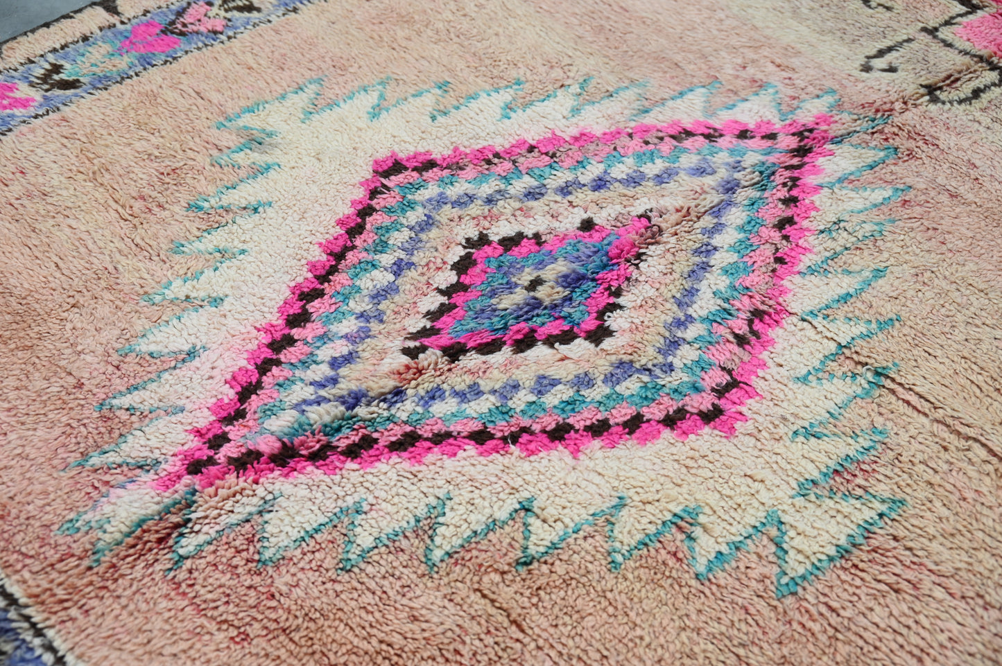 Tapis traditionnel Vintage 353 X 193 Cm