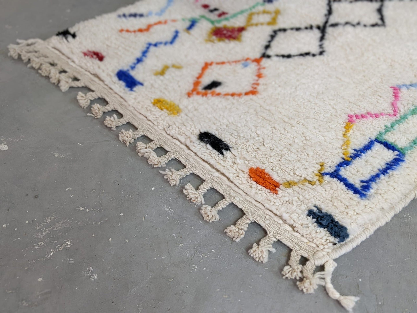 Petit tapis traditionnel Azilal 140 X 106 Cm